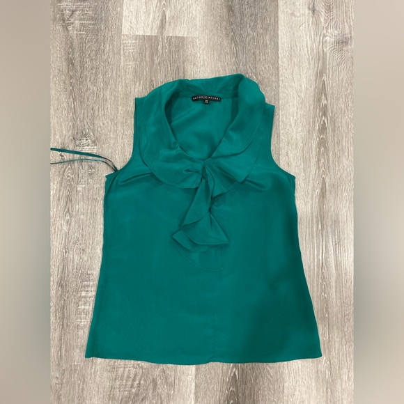 Top Emerald-Green-Antonio-Melani, material 100% Silk size XS - Picture 7 of 8